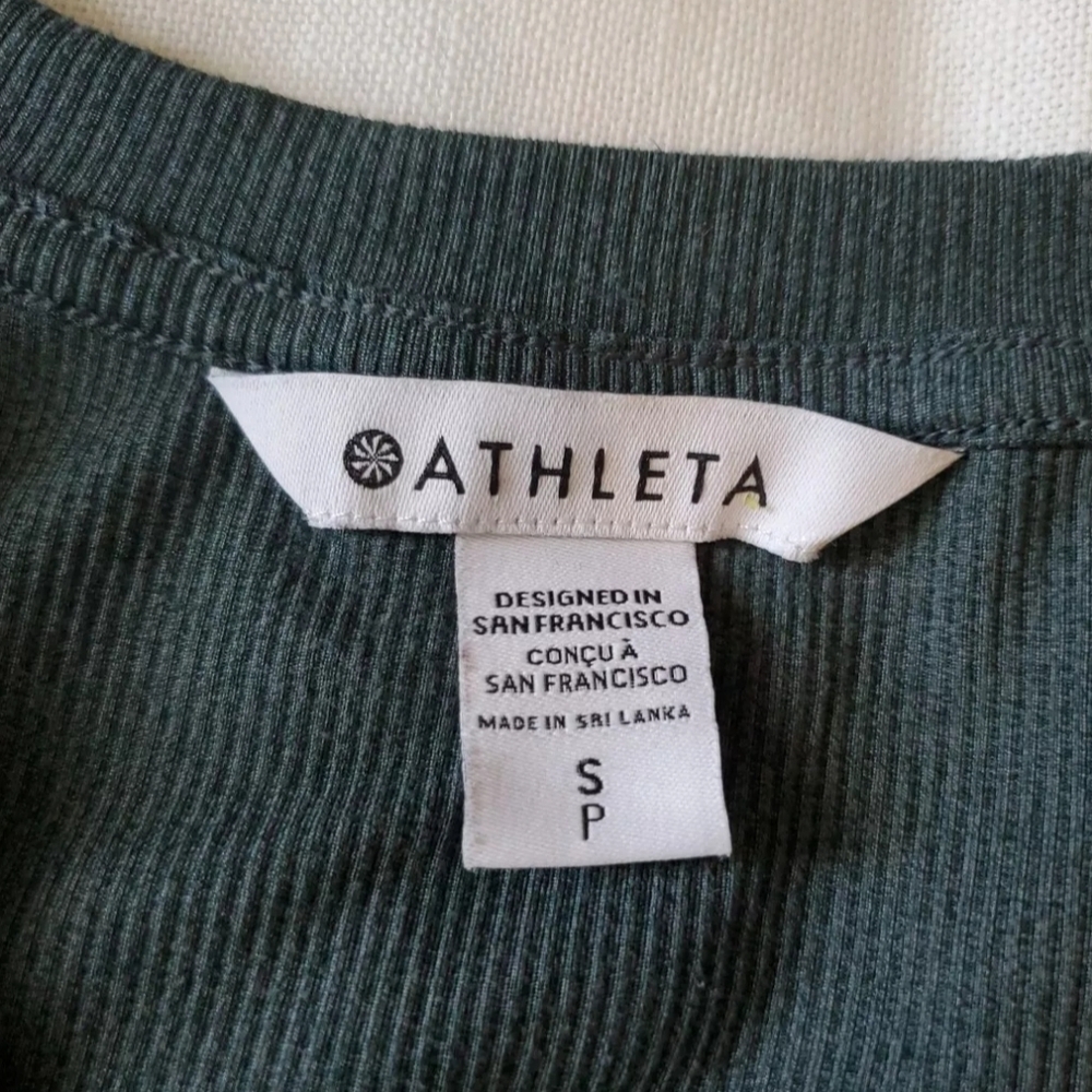 Athleta Womens Green Uptempo Ribbed Long Sleeve Henley Top Size Small Ribbed - Picture 6 of 9